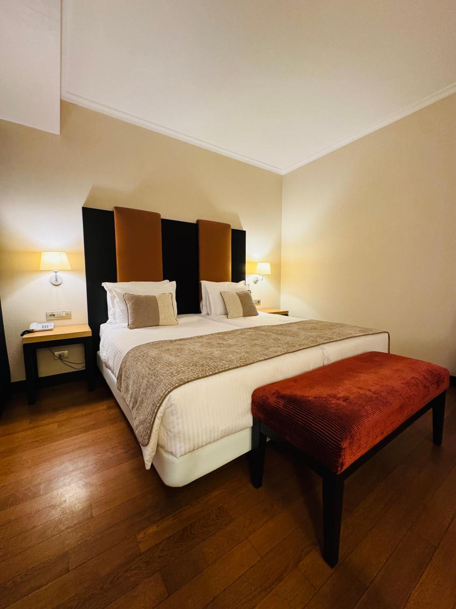 Hotel Rivo Timisoara Exterior photo