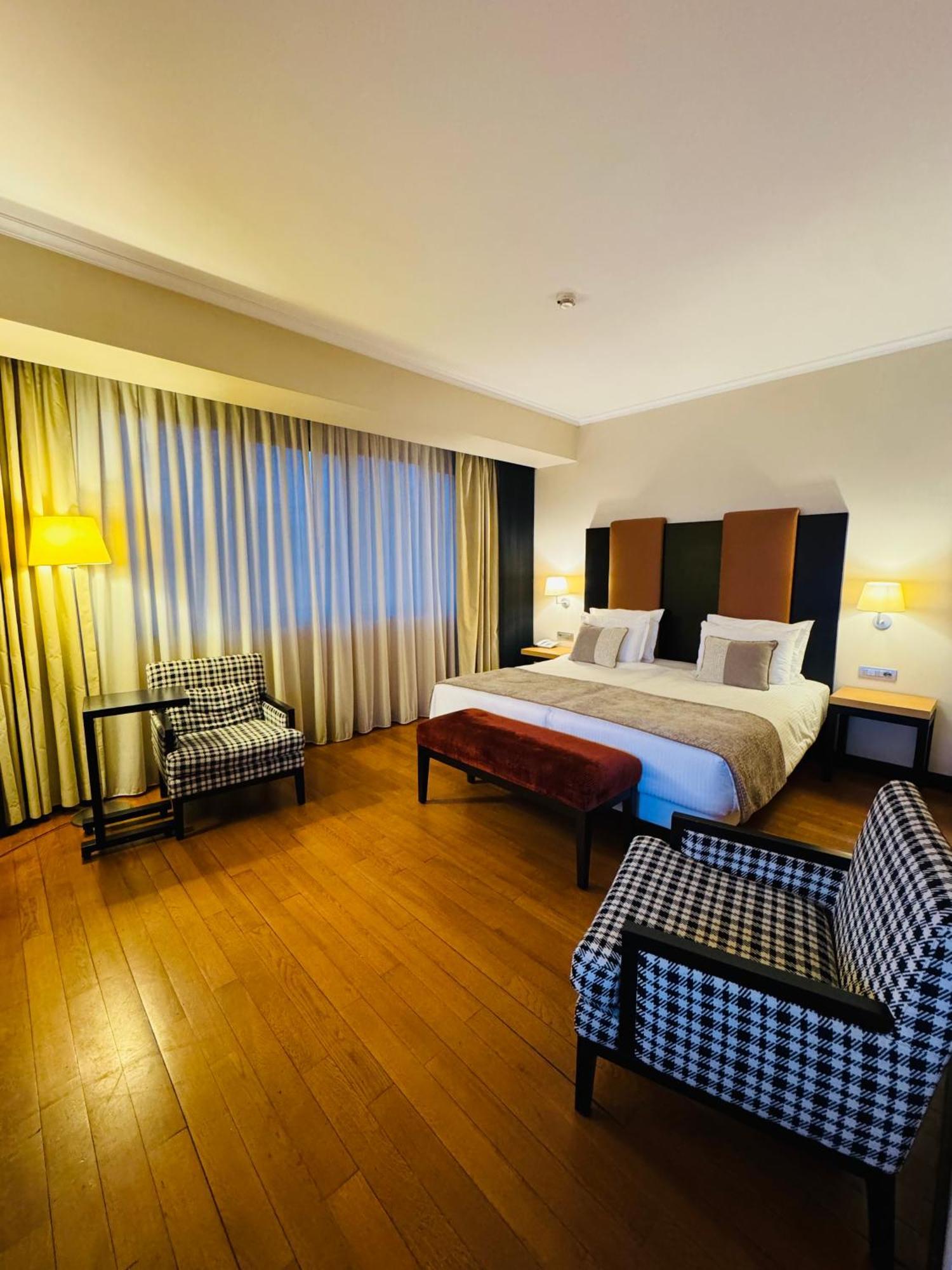 Hotel Rivo Timisoara Exterior photo